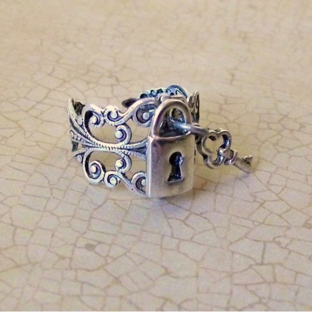 Ring